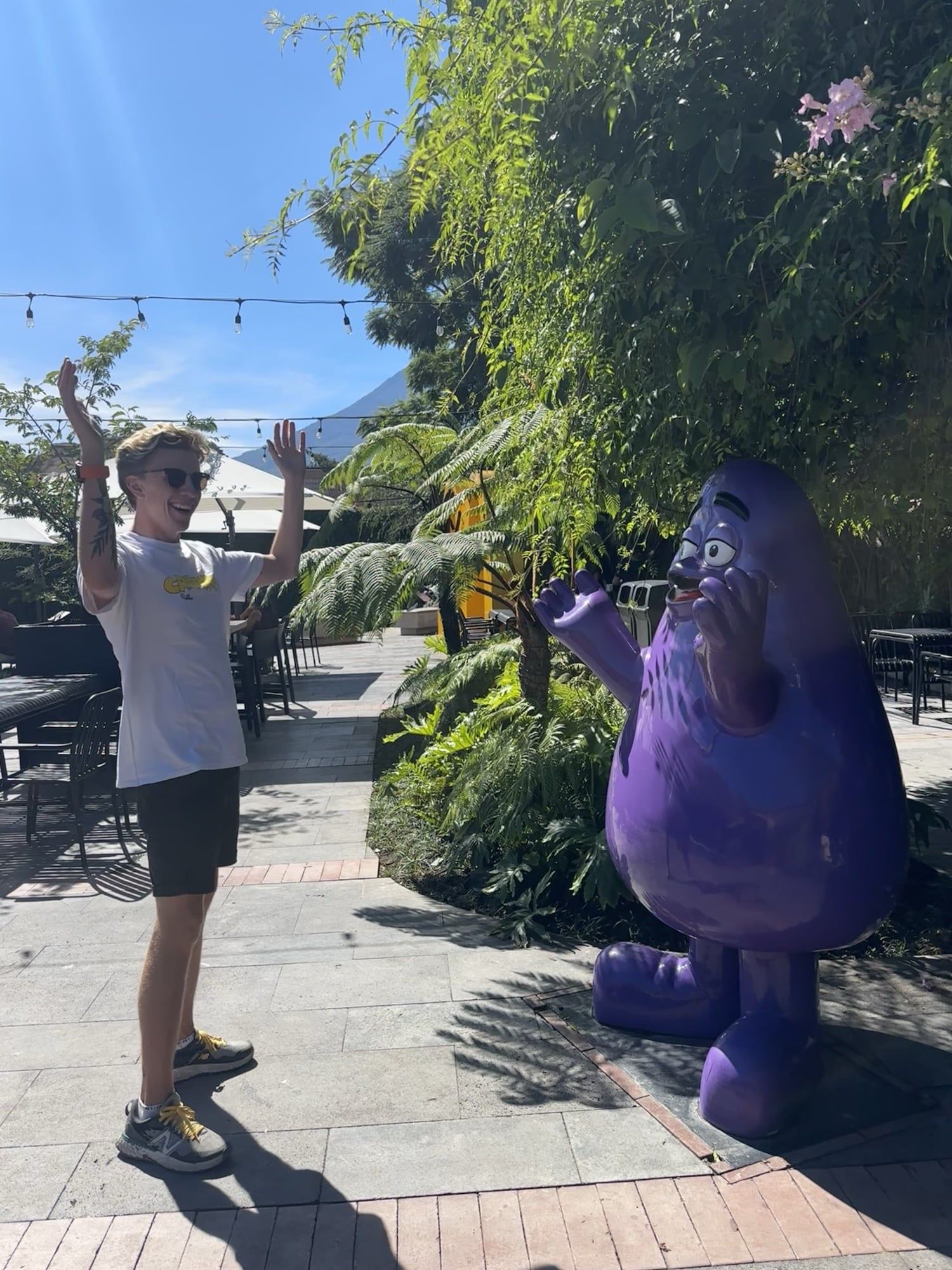 Kurt making new friends.